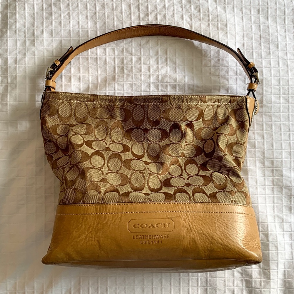 Coach purse (5)
